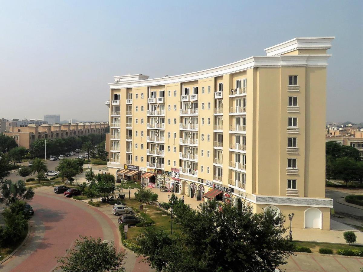 Vrindavan Inn Eksteriør billede