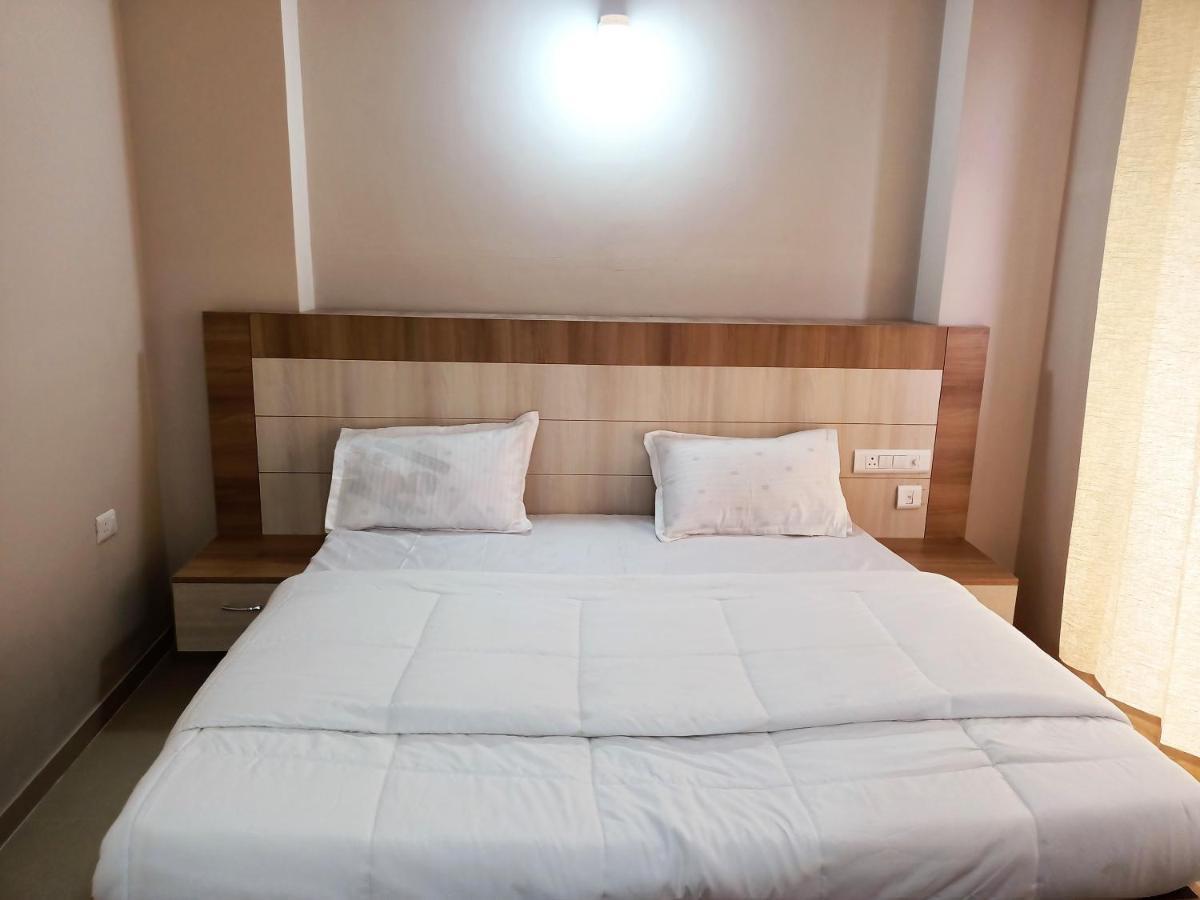 Vrindavan Inn Eksteriør billede